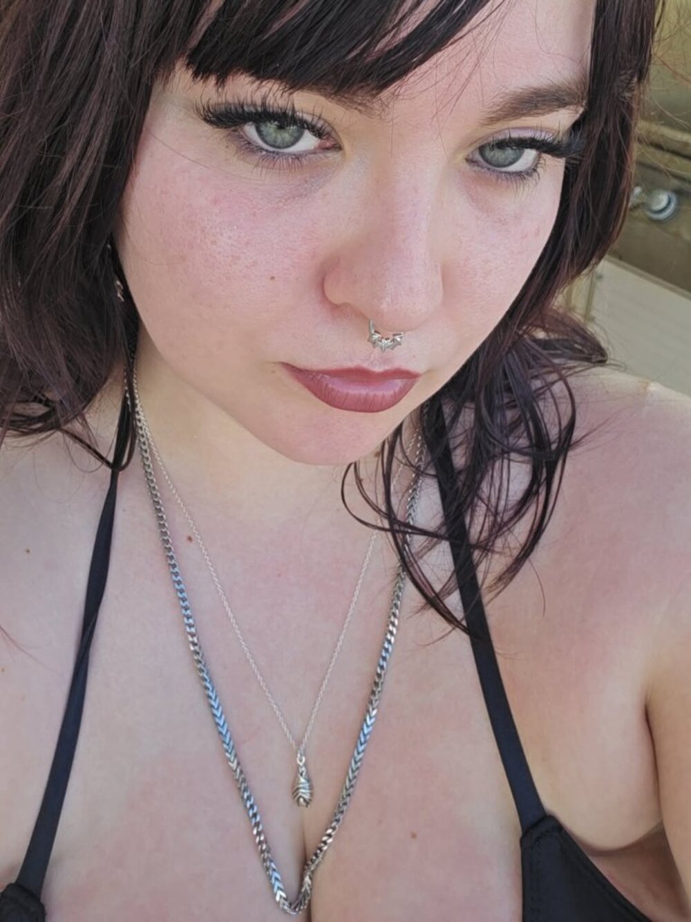 Meet your Posher, Alexis